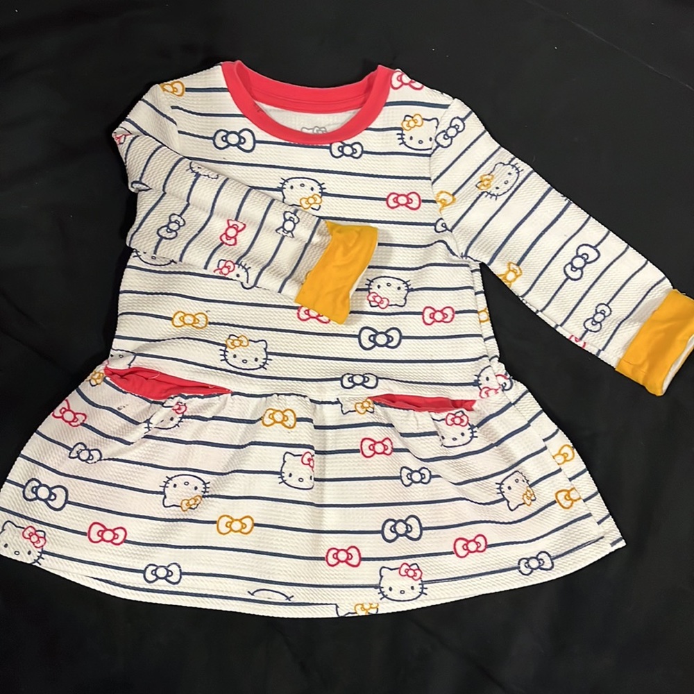 Hello Kitty Bundle - Picture 6 of 6